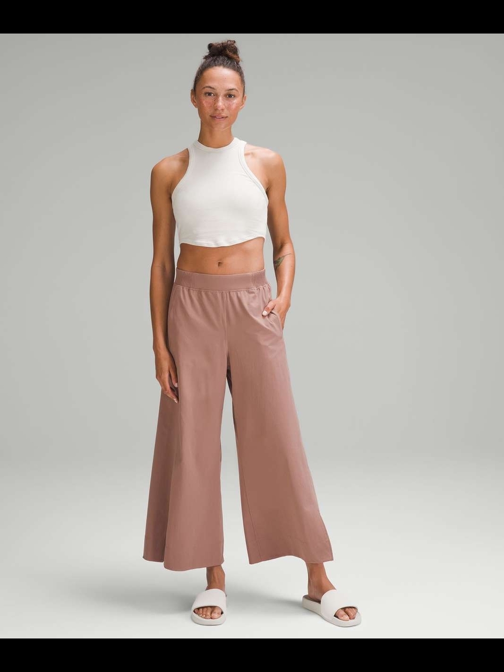 Lululemon Strech Woven Cropped Wide Leg Pants Womens XS Light Lavendar